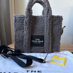 Marc Jacobs Teddy Medium Tote Bag